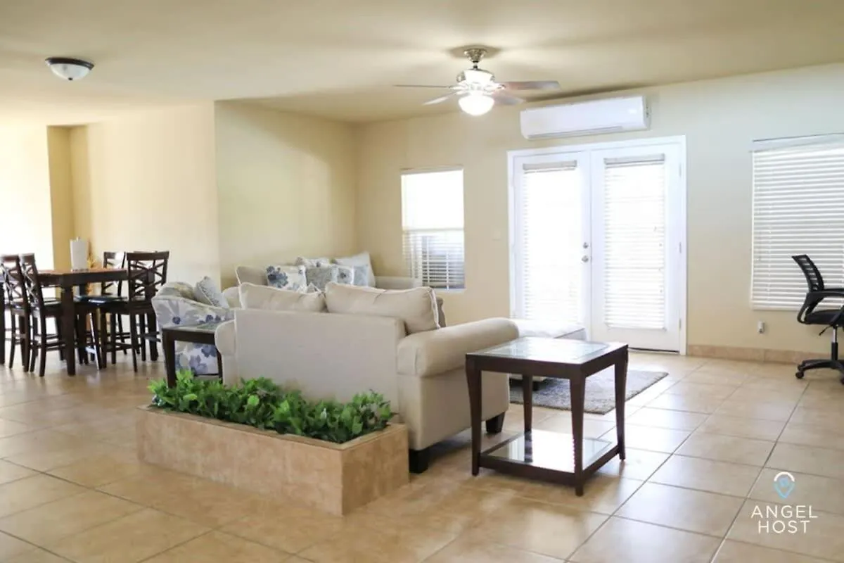 Prázdninový dům 5 Mins To Beach Pool Bbq Dedicated Workspace Long Bay Turks a Caicos